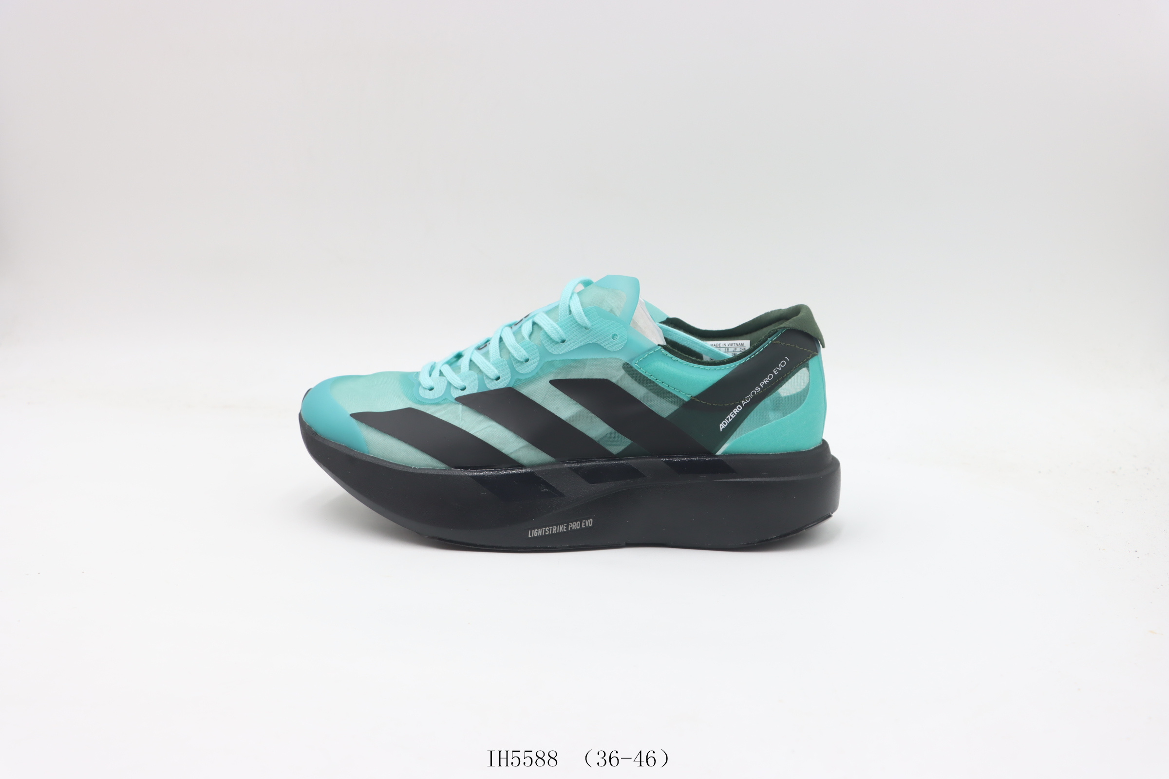 💰180
【公司级    阿迪跑鞋系列】阿迪达斯/Adidas  阿迪跑鞋       蓝黑
货号：IH5588 尺码：  36 36.5 37 38 38.5 39  40 40.5 41 42 42.5 43 44 45 46
❗️❗️❗️
AdizeroAdios Pro Evo 1透气网眼竞速跑鞋