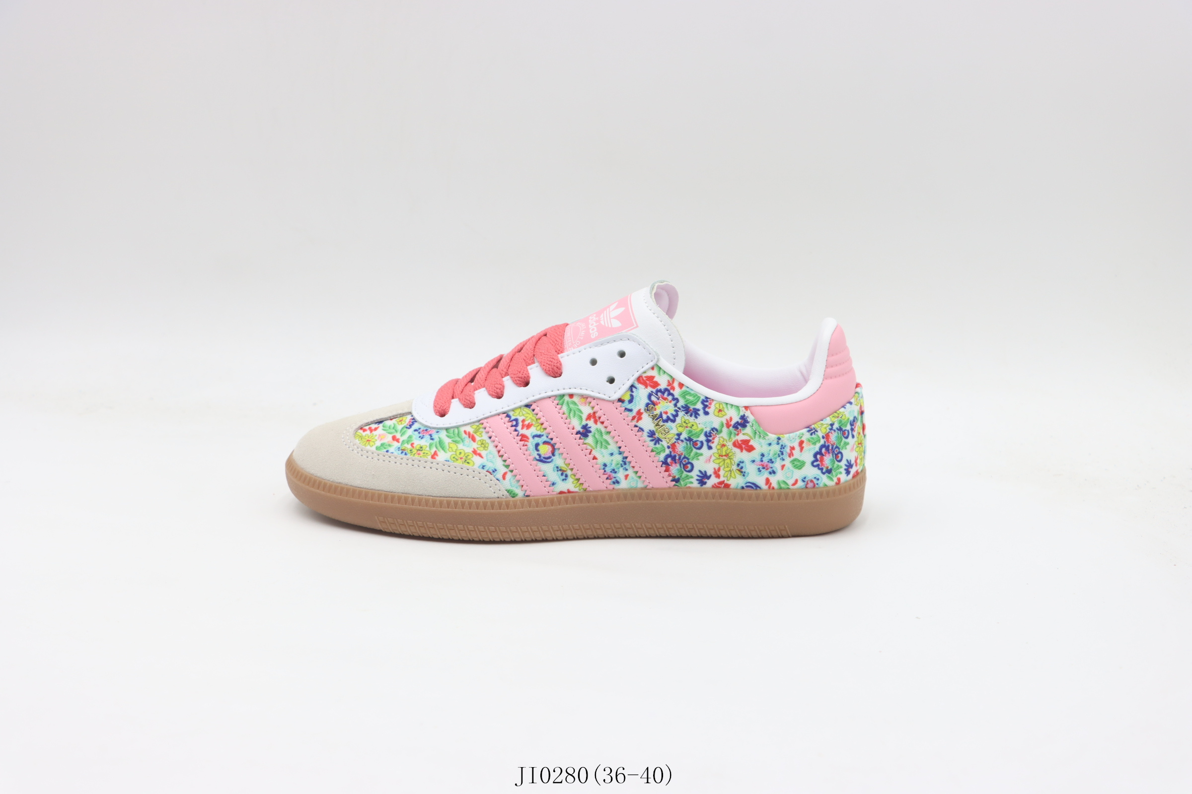 💰110
【真标   阿迪板鞋系列】阿迪达斯/Adidas  阿迪三叶草低帮板鞋       花卉
货号：JI0280尺码：36 36.5 37 38 38.5 39  40
❗️❗️❗️
 Adidas SAMBA OG W复古运动板