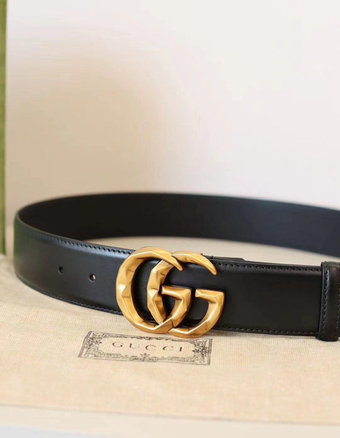 ✨GUCC1✨独家免税渠道GG腰带采用进口GG压纹小牛皮进口真金真空电镀五金全新专柜吊牌配全套专柜包装尺寸：宽度4.03.0
