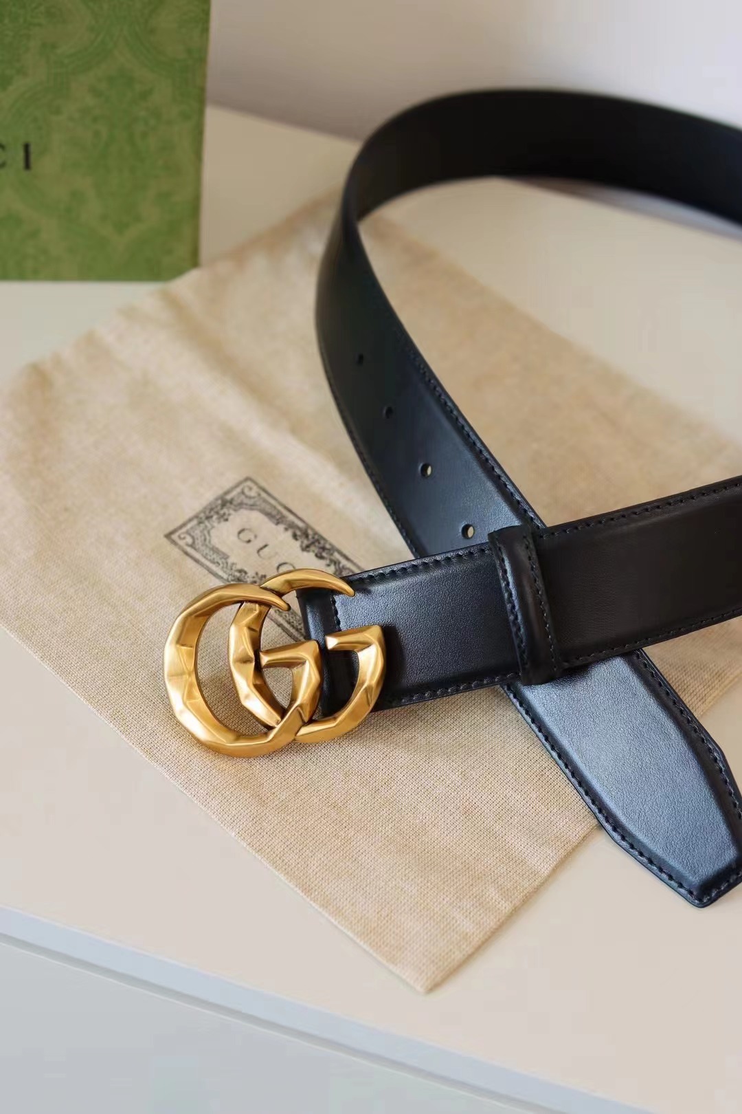 ✨GUCC1✨独家免税渠道GG腰带采用进口GG压纹小牛皮进口真金真空电镀五金全新专柜吊牌配全套专柜包装尺寸：宽度4.03.0