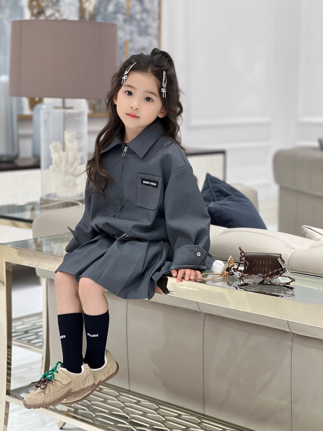 Miu Miu College Style: Short Jacket, Short-Sleeve Coat, and Lively Dresses. - 图片 6