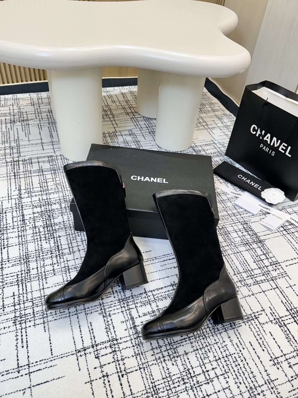 Chanel香奈儿 厚底騎士靴 - エレガントで快適なデザイン
