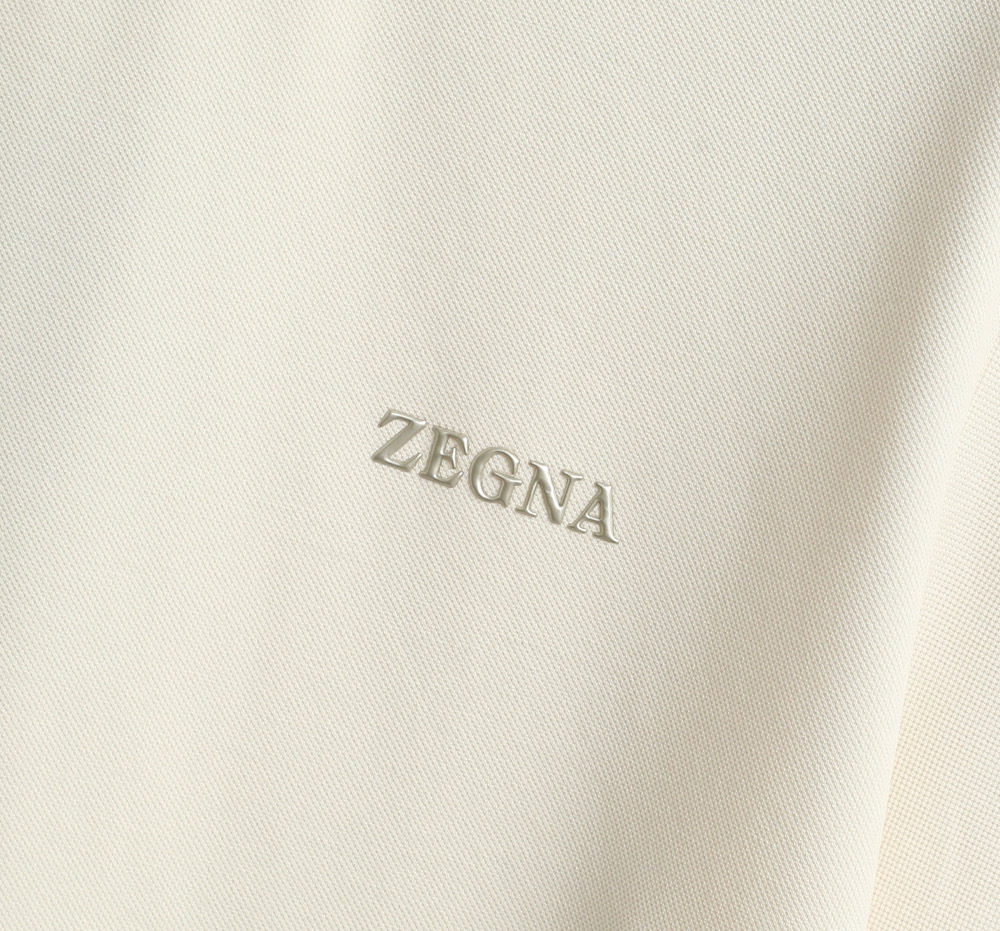   zegna 25SS春夏新款短袖
   ZEGNA春夏必备的珠地圆领，整体在设计基调方面继续沿袭了E