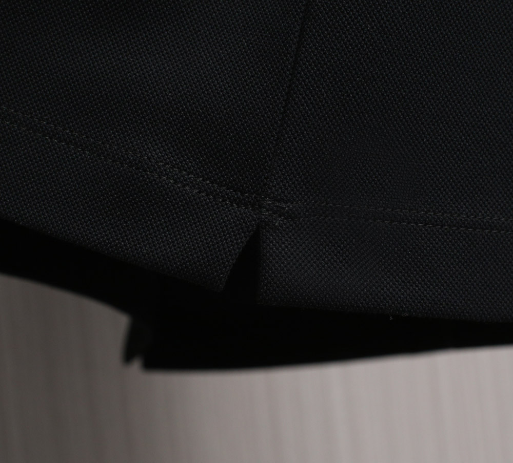   zegna 25SS春夏新款短袖
   ZEGNA春夏必备的珠地圆领，整体在设计基调方面继续沿袭了E