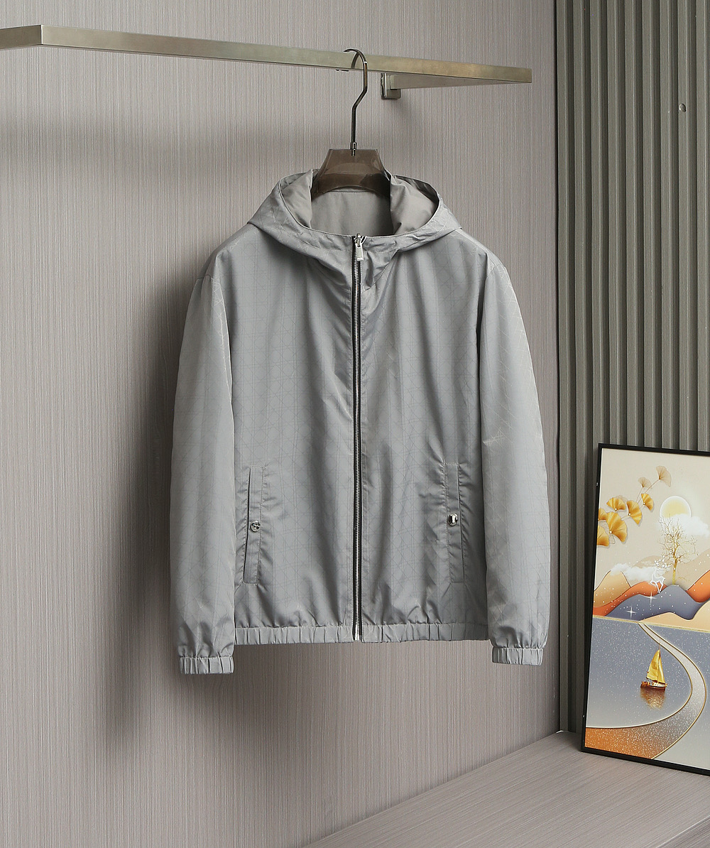 🌹🌹🌹25SS新品，Dior秋季限定｜连帽双面穿时尚夹克，重塑精英穿搭美学。 高定原版材质，重塑秋天安全