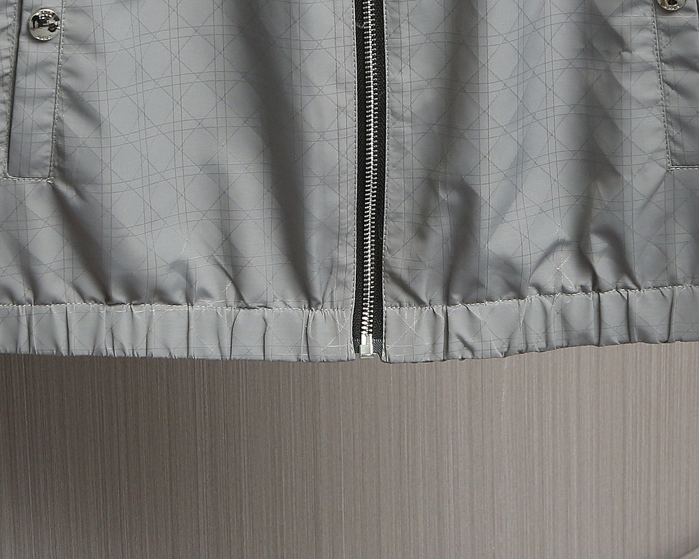 🌹🌹🌹25SS新品，Dior秋季限定｜连帽双面穿时尚夹克，重塑精英穿搭美学。 高定原版材质，重塑秋天安全