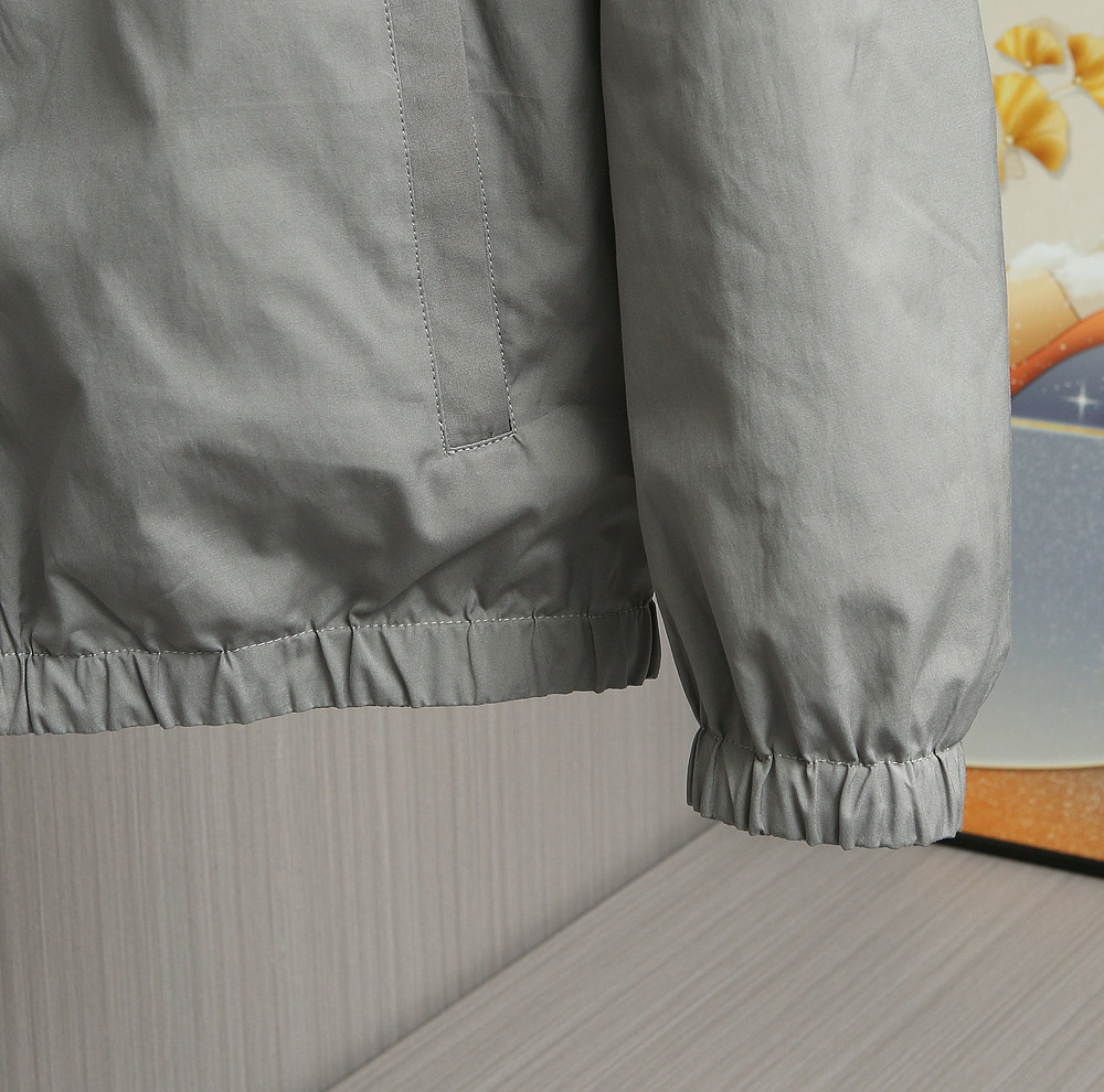 🌹🌹🌹25SS新品，Dior秋季限定｜连帽双面穿时尚夹克，重塑精英穿搭美学。 高定原版材质，重塑秋天安全