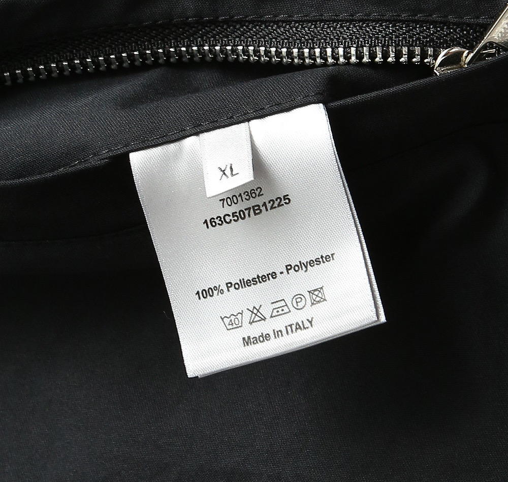 🌹🌹🌹25SS新品，Dior秋季限定｜连帽双面穿时尚夹克，重塑精英穿搭美学。 高定原版材质，重塑秋天安全