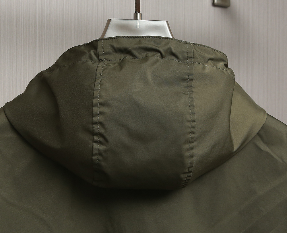 🌹🌹🌹顶级品质！LV驴牌25秋冬新品双面夹克！驴家常青爆款！双面穿全身logo提花连帽双面穿夹克！素色哑