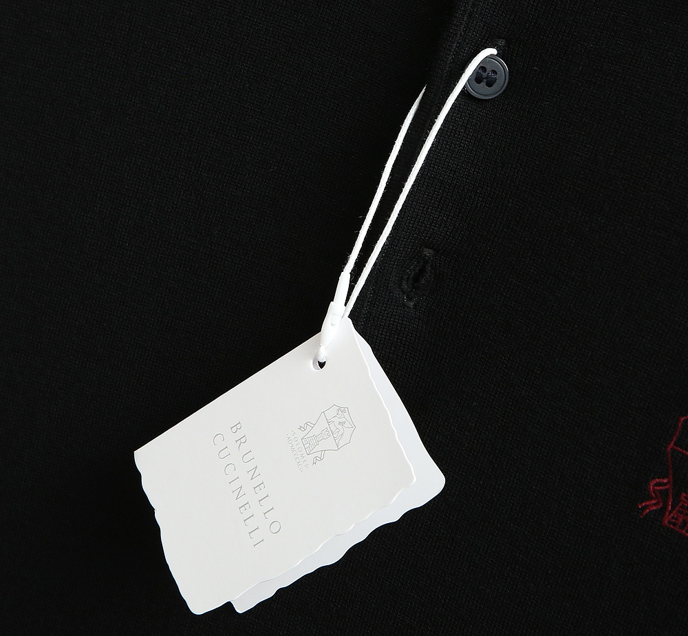 🌹🌹🌹BC Polo领100%纯羊毛薄款羊毛衫！时尚前沿·新品璀璨发布。在这个秋冬交替的浪漫时节，BC家