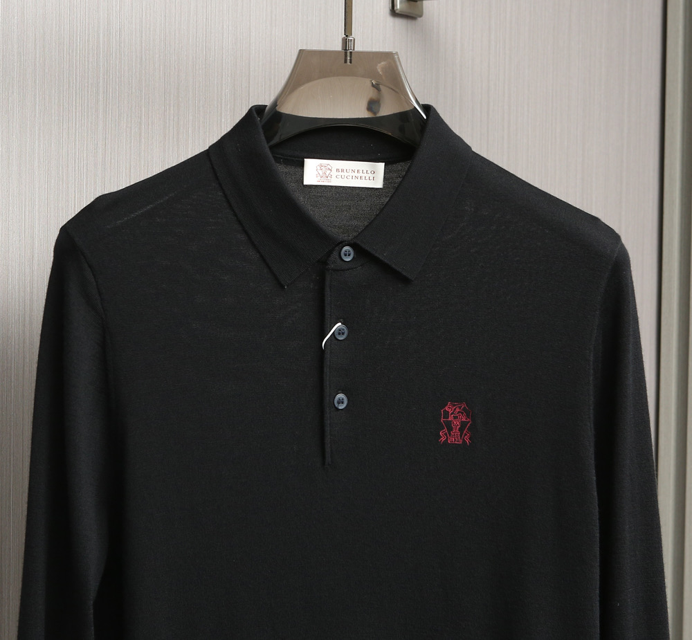 🌹🌹🌹BC Polo领100%纯羊毛薄款羊毛衫！时尚前沿·新品璀璨发布。在这个秋冬交替的浪漫时节，BC家