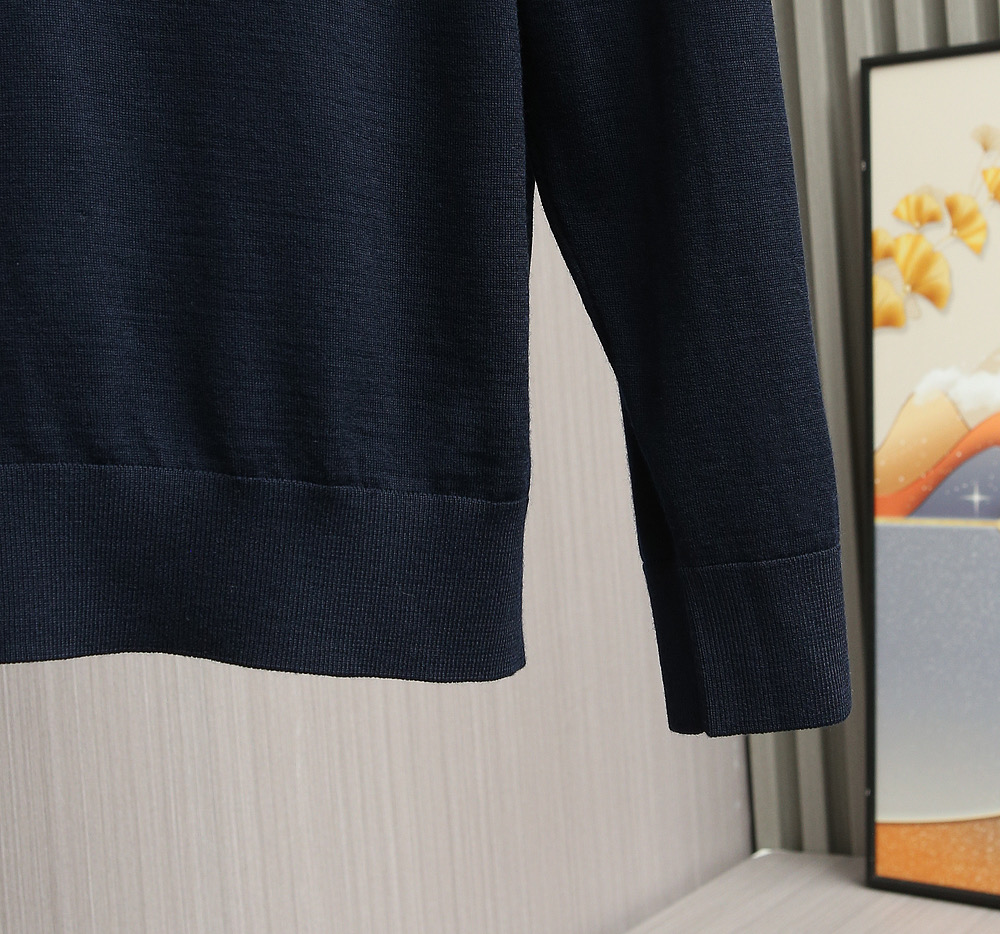 【🌹🌹🌹lp🆕Polo领100%纯羊毛薄款羊毛衫！时尚前沿·新品璀璨发布。在这个秋冬交替的浪漫时节，lp