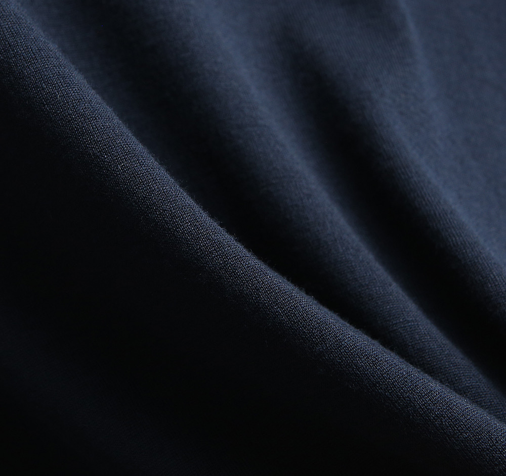 【🌹🌹🌹lp🆕Polo领100%纯羊毛薄款羊毛衫！时尚前沿·新品璀璨发布。在这个秋冬交替的浪漫时节，lp