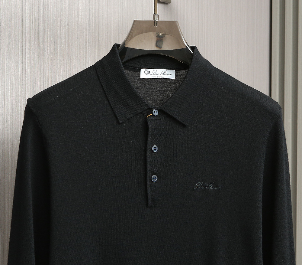 【lp🆕Polo领100%纯羊毛薄款羊毛衫！时尚前沿·新品璀璨发布。在这个秋冬交替的浪漫时节，lp🆕家携