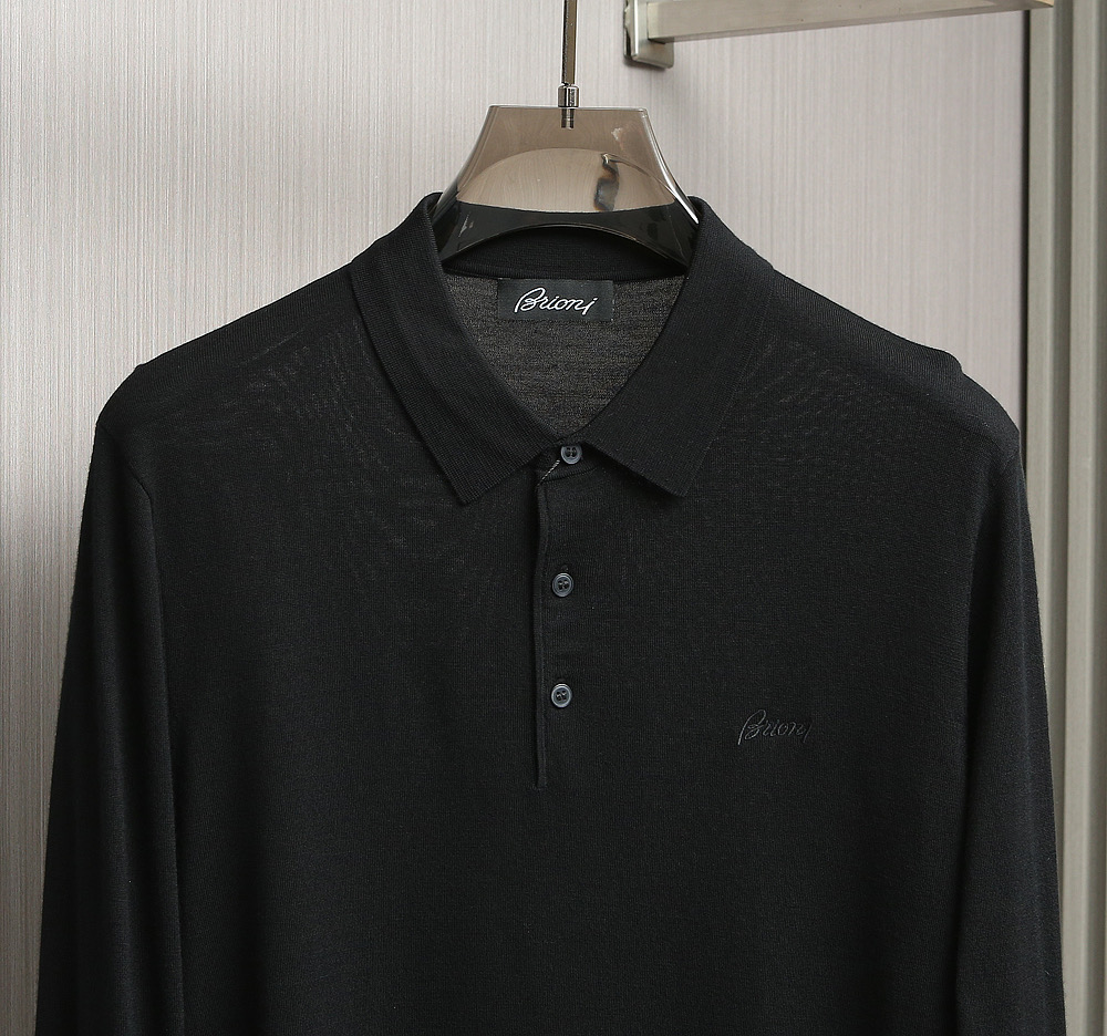 【🌹🌹🌹布里家Polo领100%纯羊毛薄款羊毛衫！时尚前沿·新品璀璨发布。来自意大利罗马的高端奢侈品牌，