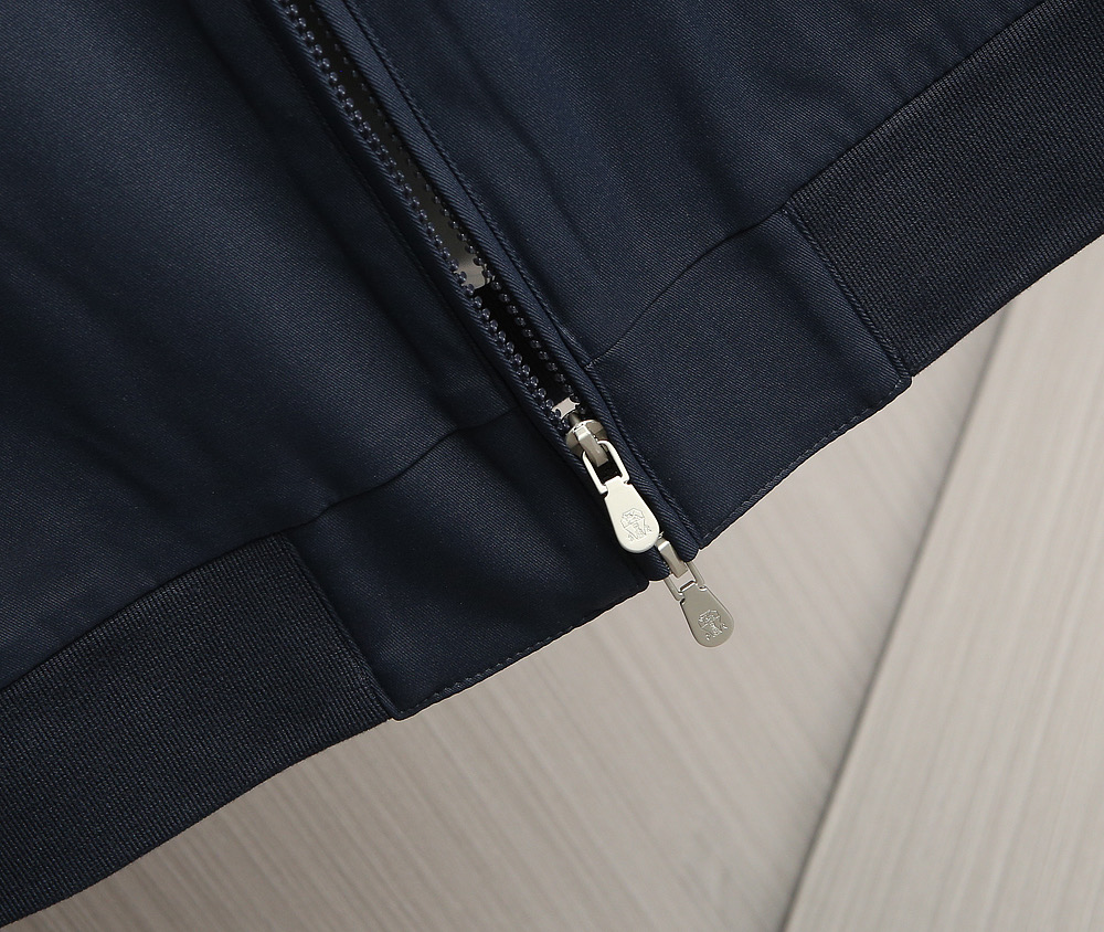 【🌹🌹🌹BC秋冬时尚夹克。简约廓形，邂逅意式奢华美学 BC轻商务夹克外套】在男士时尚的广袤版图中，总有一