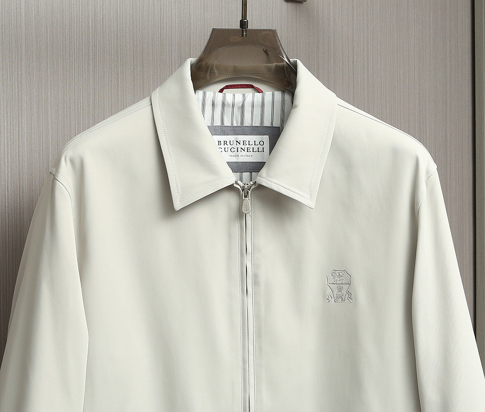 【🌹🌹🌹BC秋冬时尚夹克。简约廓形，邂逅意式奢华美学 BC轻商务夹克外套】在男士时尚的广袤版图中，总有一