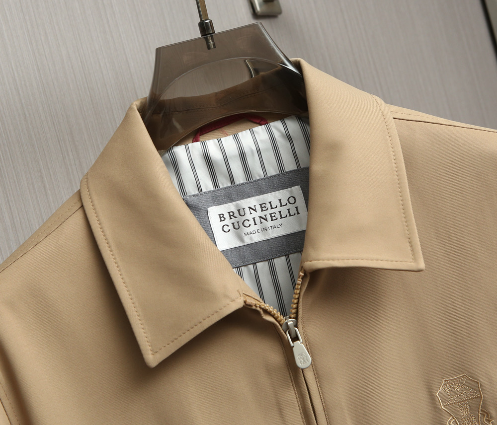 【🌹🌹🌹BC秋冬时尚夹克。简约廓形，邂逅意式奢华美学 BC轻商务夹克外套】在男士时尚的广袤版图中，总有一