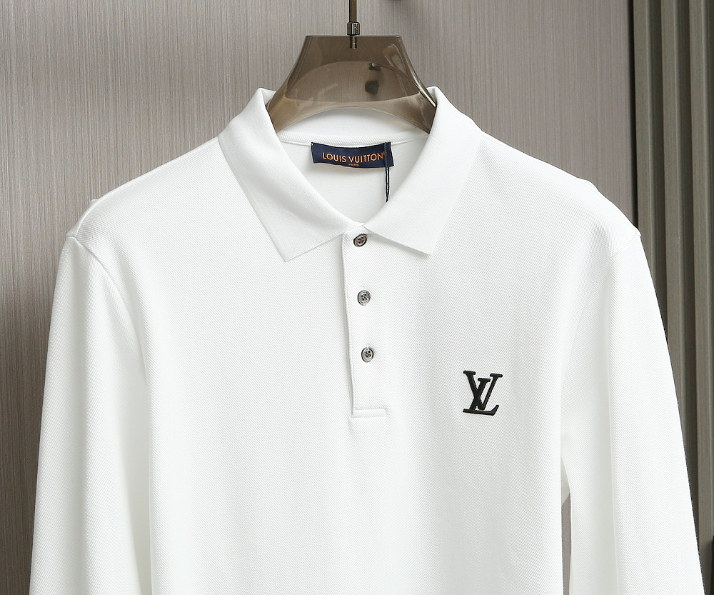 Louis Vuitton 2025 Fall/Winter Long Sleeve Polo Shirt - Elegant & Comfortable 4 i1758552158548 8249 0 1