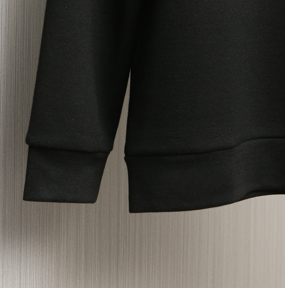 新款上架啦！🌹🌹🌹Brunello Cucinelli25年爆款长袖打底衫 Brunello Cucin