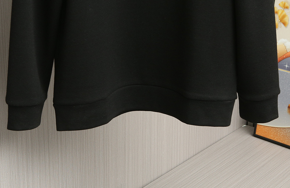 新款上架啦！🌹🌹🌹Brunello Cucinelli25年爆款长袖打底衫 Brunello Cucin