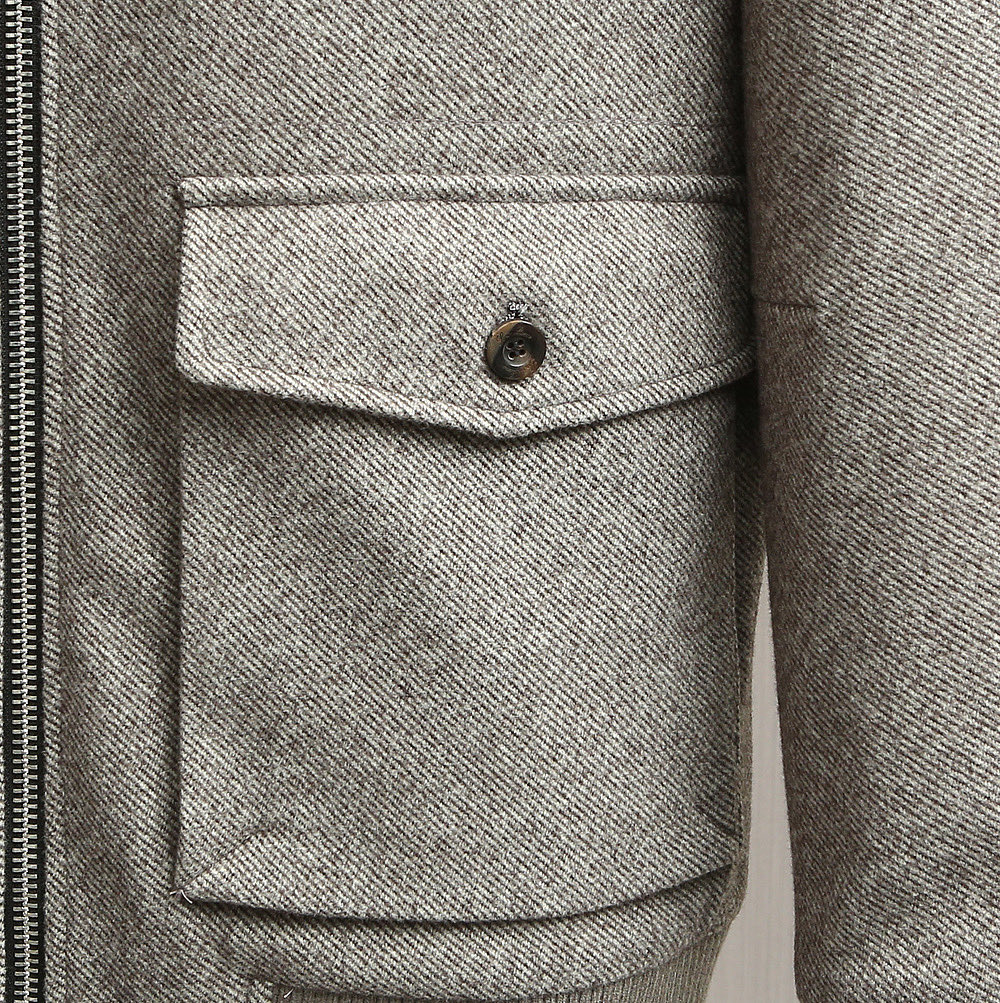 羽绒服 【25年秋冬新品震撼上架啦！🌹🌹🌹诺悠翩雅羊绒搭配内里鹅绒夹克羽绒服。（Loro Piana）以