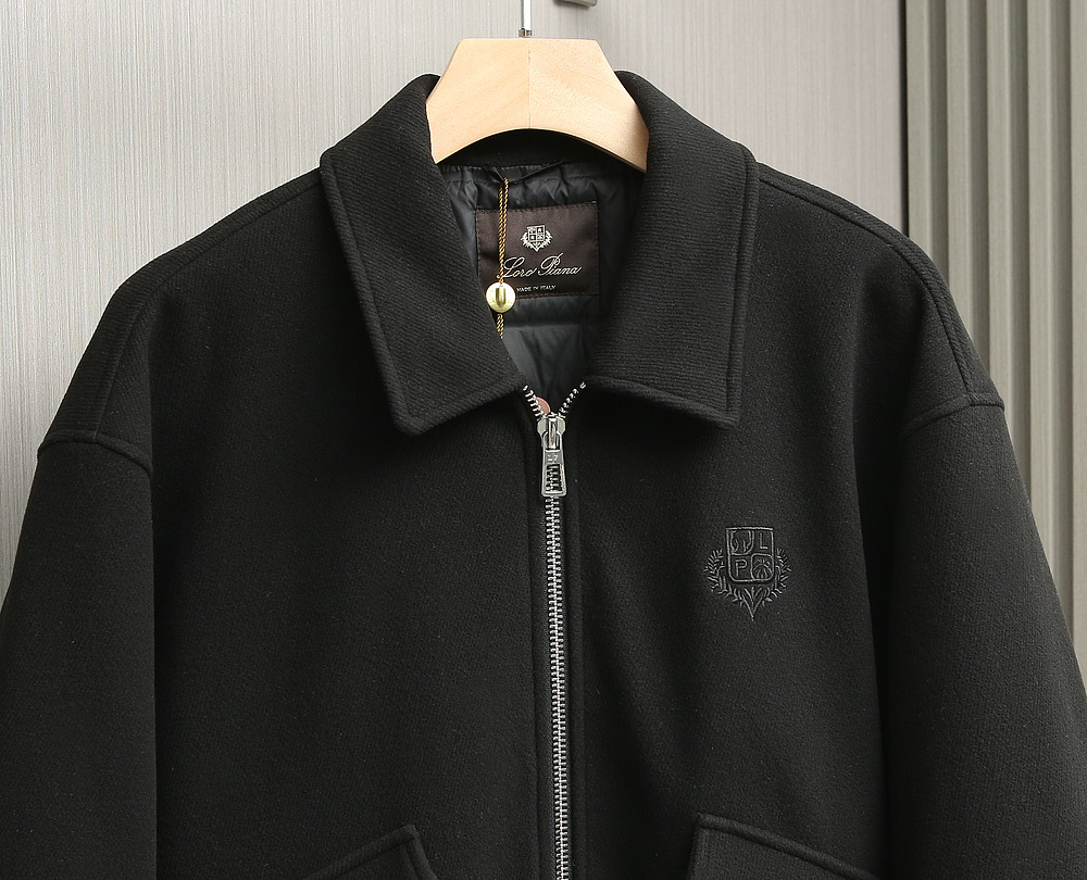 羽绒服 【25年秋冬新品震撼上架啦！🌹🌹🌹诺悠翩雅羊绒搭配内里鹅绒商务领夹克羽绒服。（Loro Pian