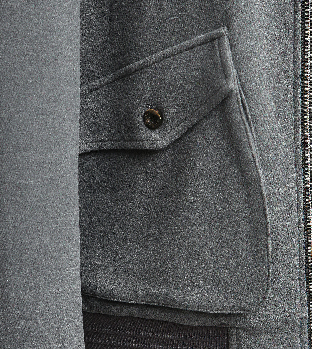 羽绒服 【25年秋冬新品震撼上架啦！🌹🌹🌹诺悠翩雅羊绒搭配内里鹅绒商务领夹克羽绒服。（Loro Pian