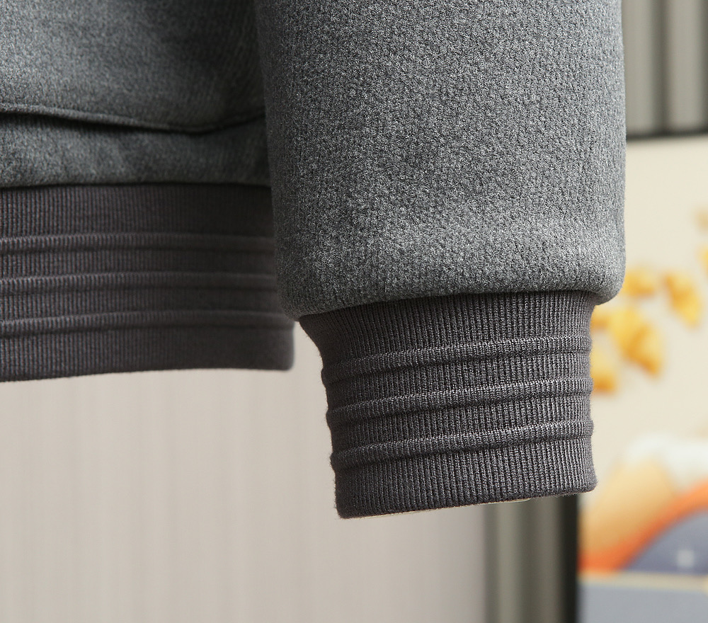 羽绒服 【25年秋冬新品震撼上架啦！🌹🌹🌹诺悠翩雅羊绒搭配内里鹅绒商务领夹克羽绒服。（Loro Pian