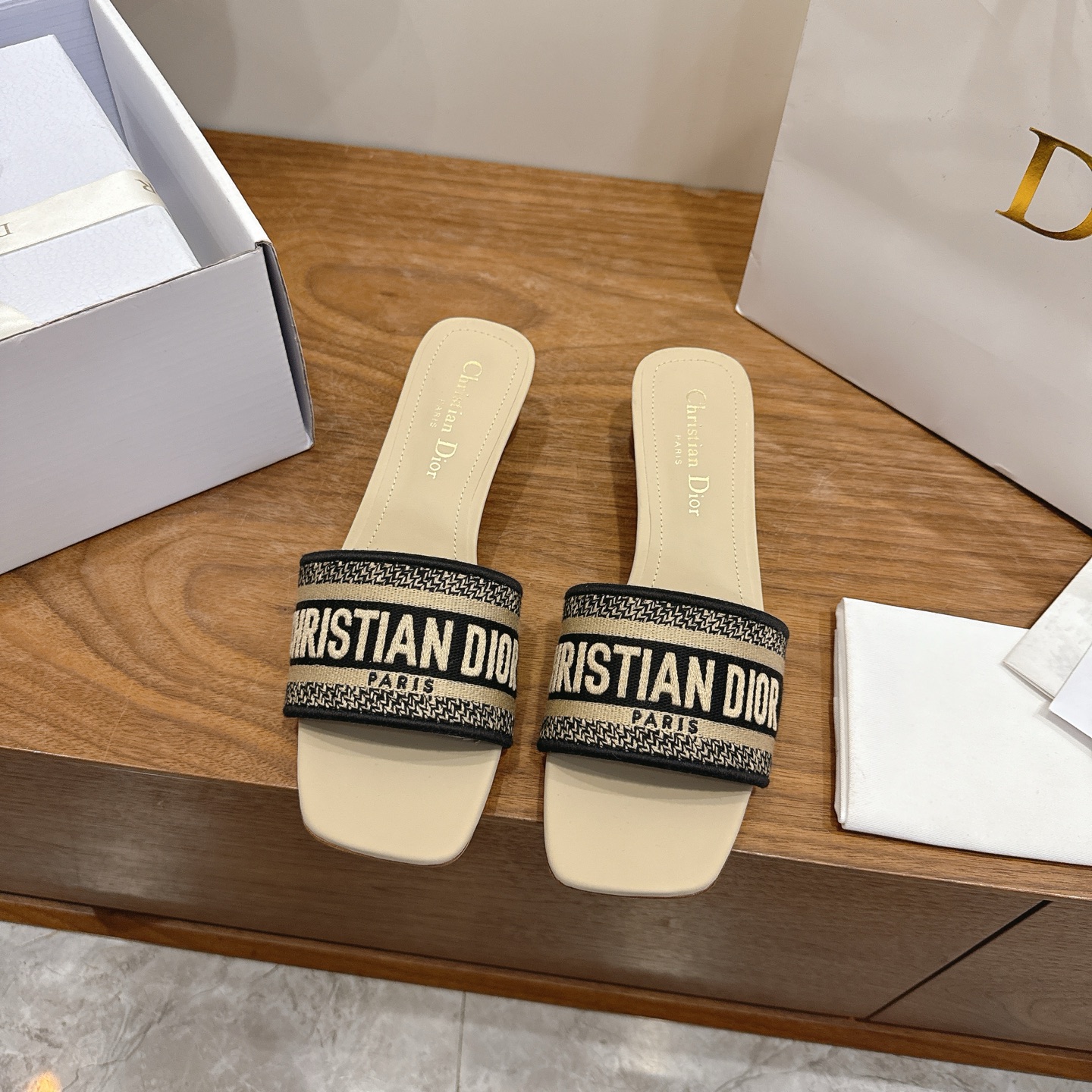 Dior Slides
