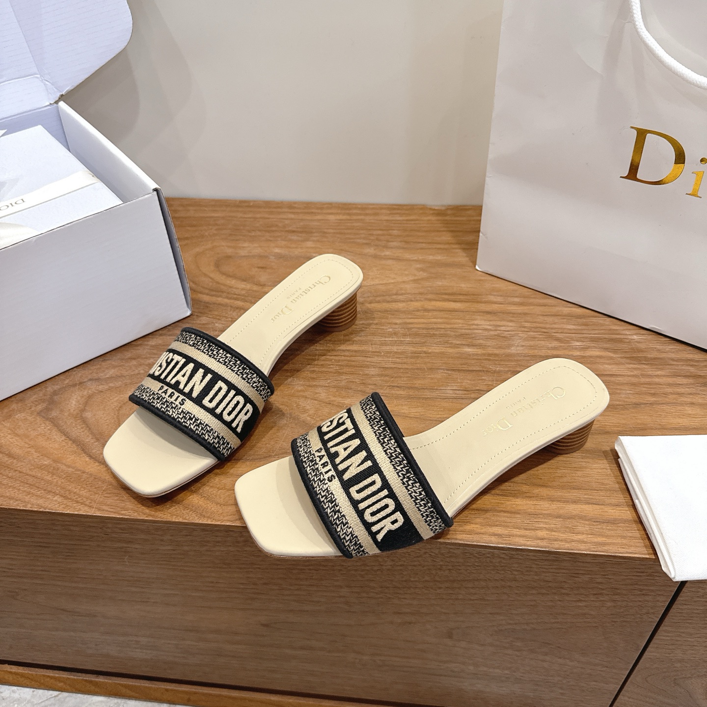 Dior Slides