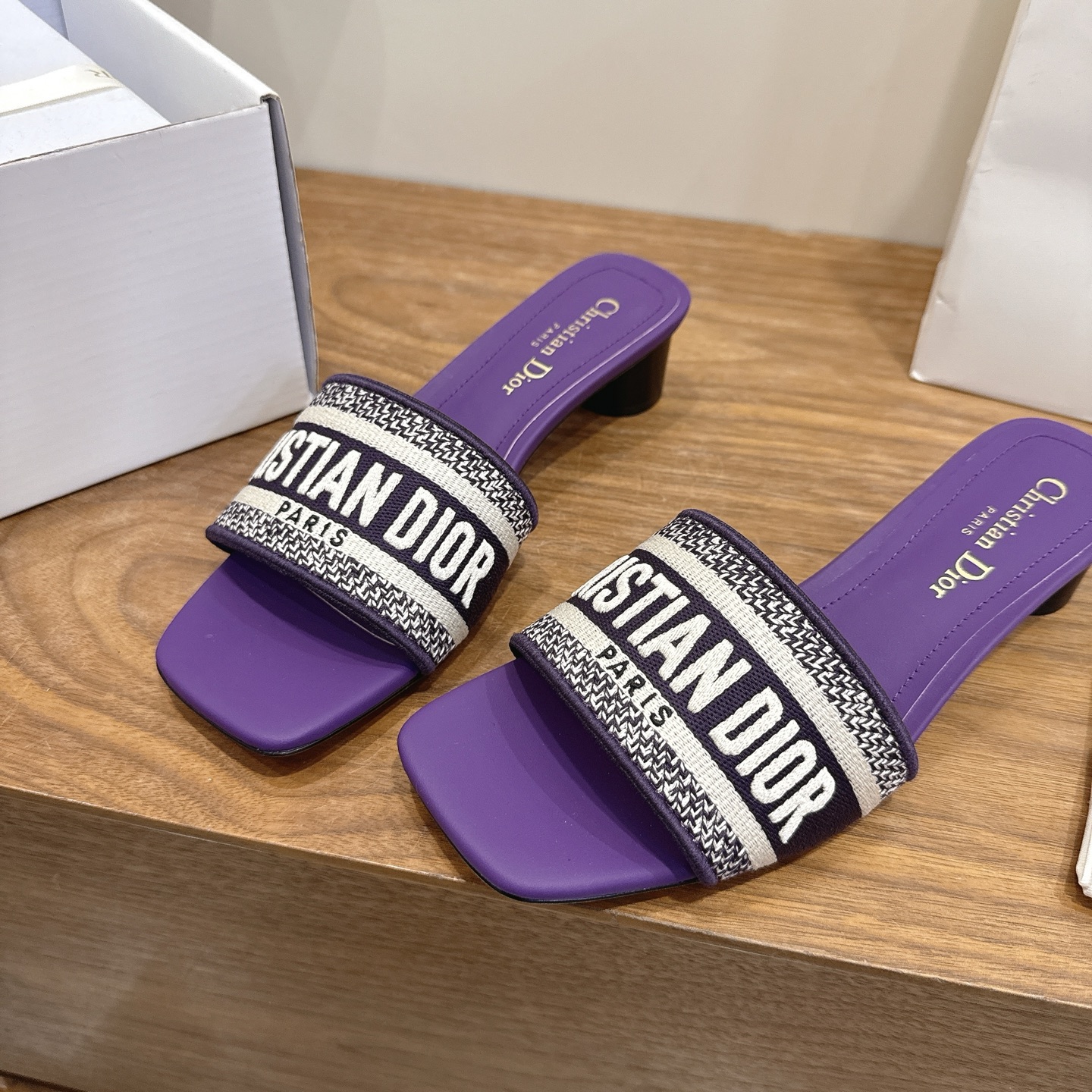 Dior Slides