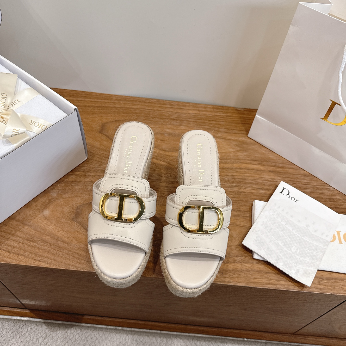 디올 신발 79959 Dior Shoes