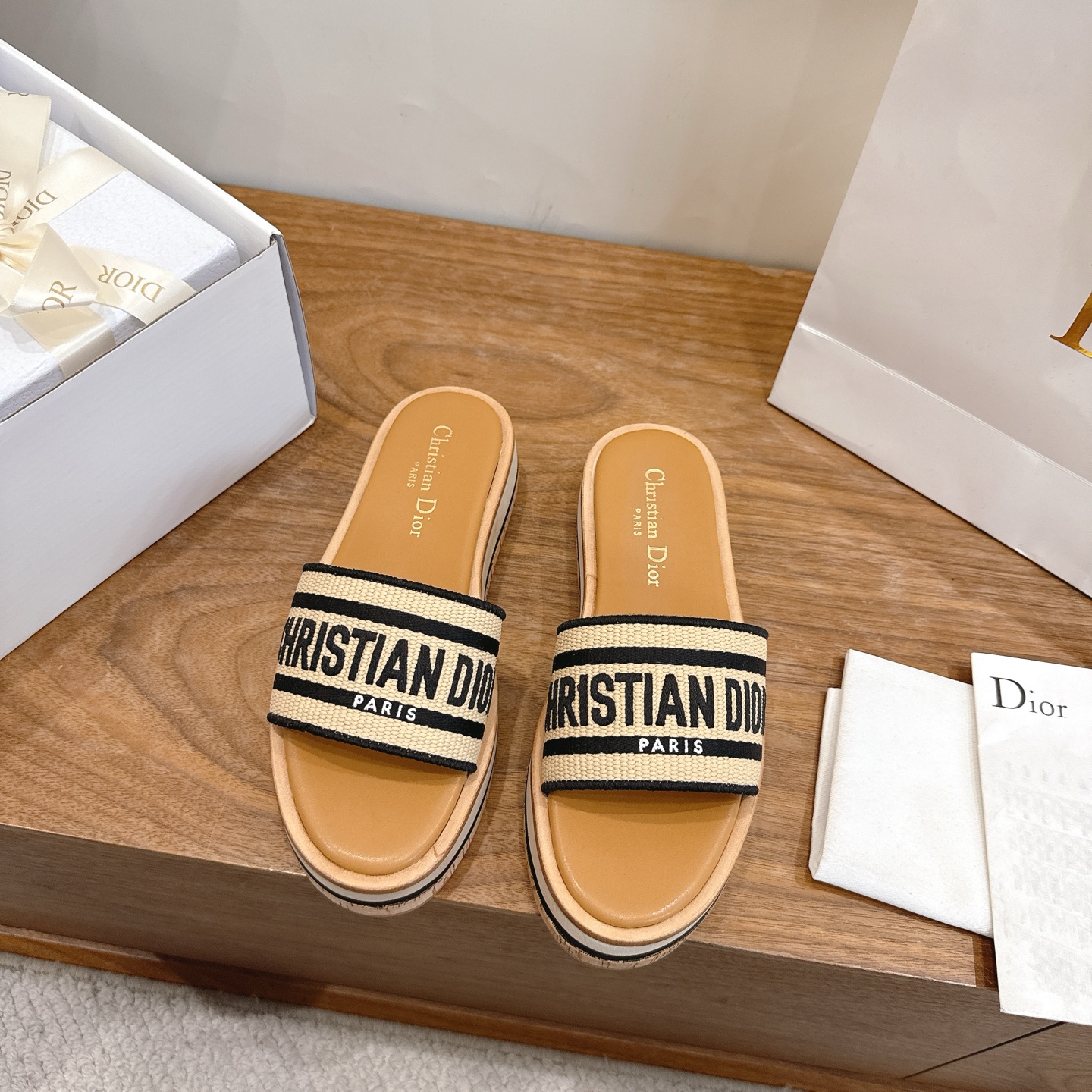 디올 신발 79967 Dior Shoes