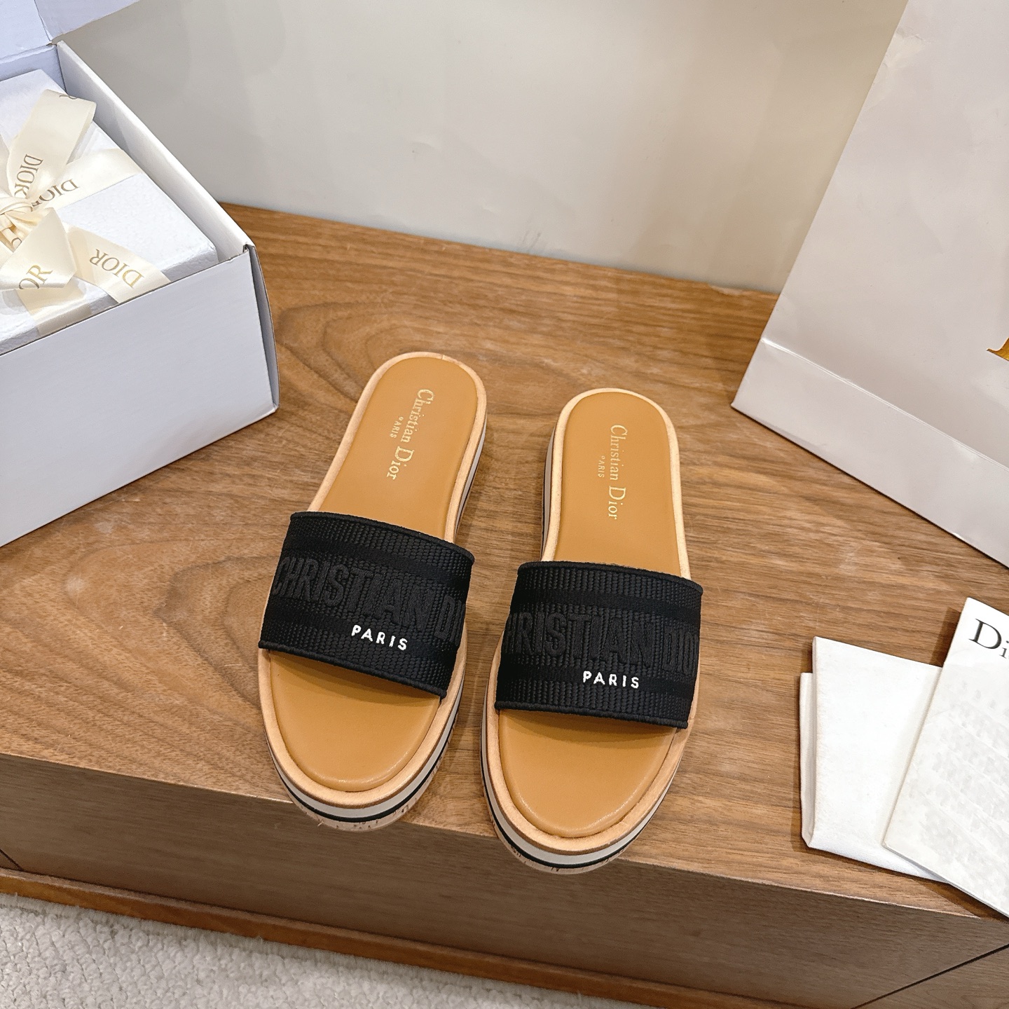 디올 신발 79965 Dior Shoes
