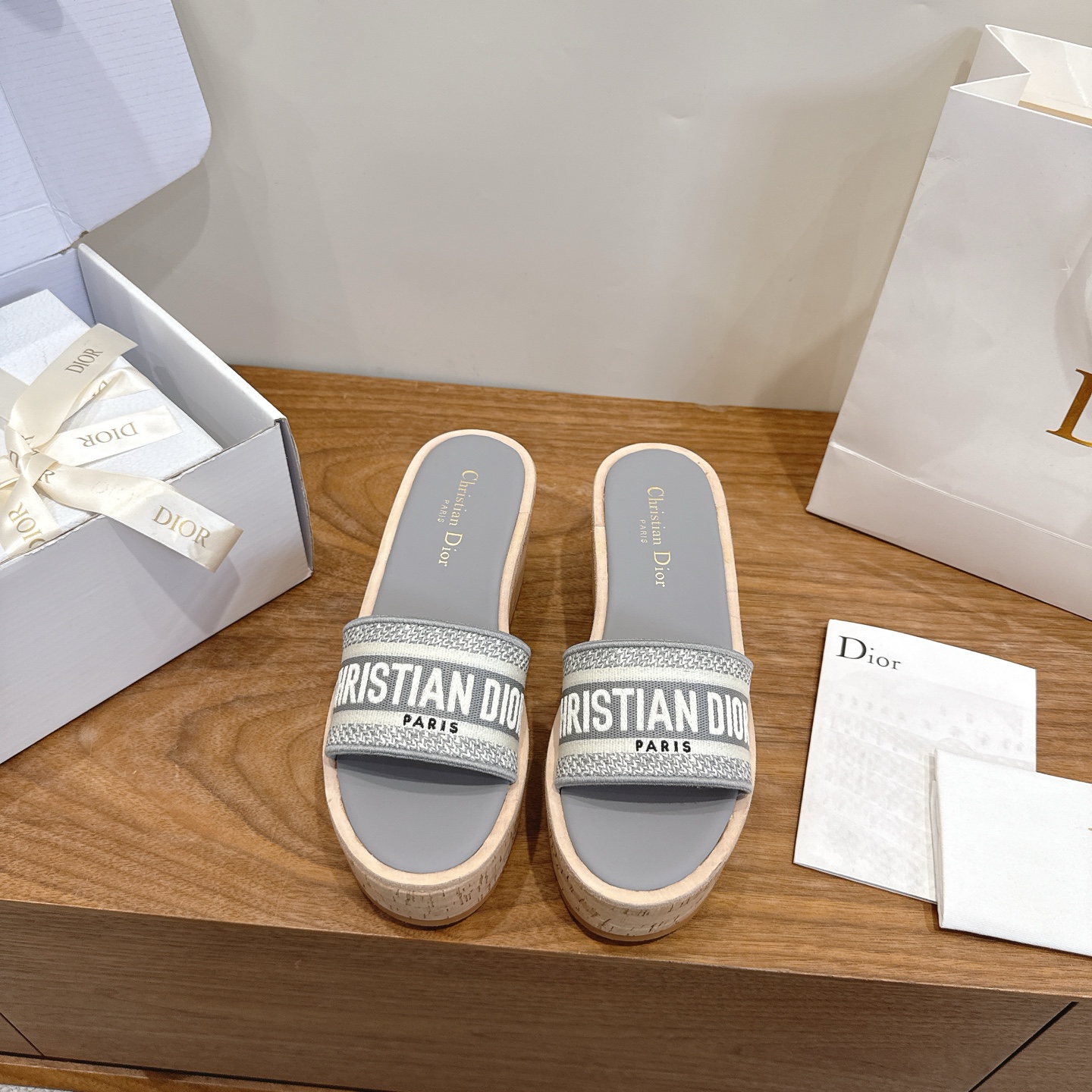 디올 신발 79953 Dior Shoes