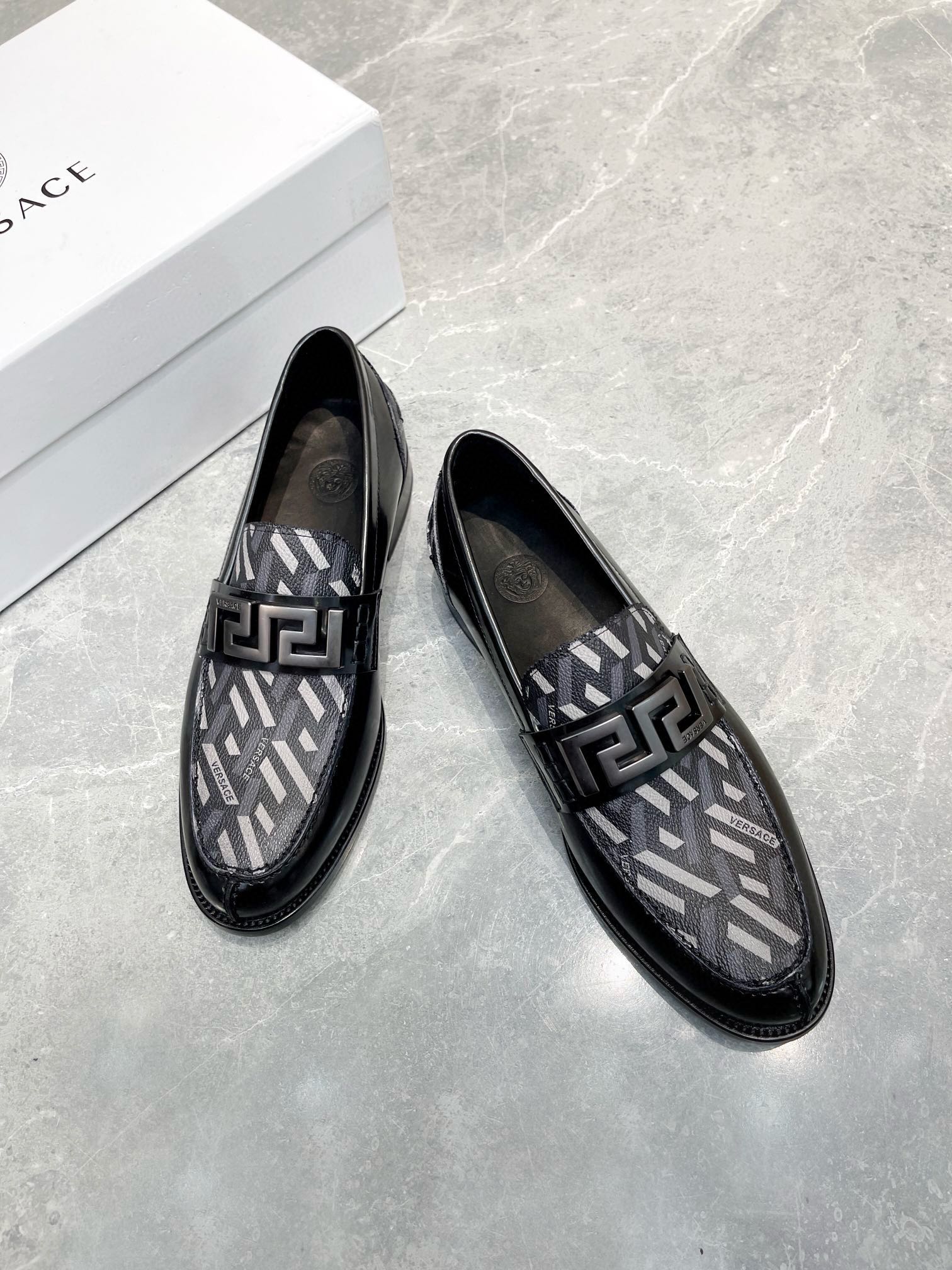 Versace Style Leather Men's Shoes style reference detail image 2 from source 781470