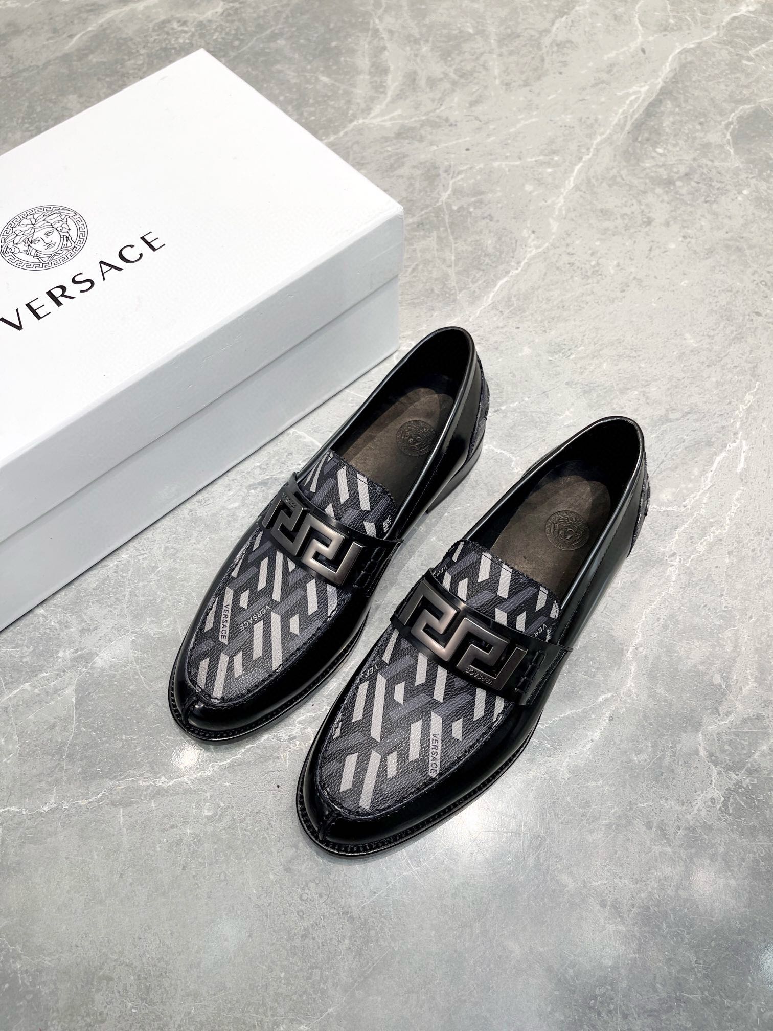 Versace Style Leather Men's Shoes style reference detail image 3 from source 781470
