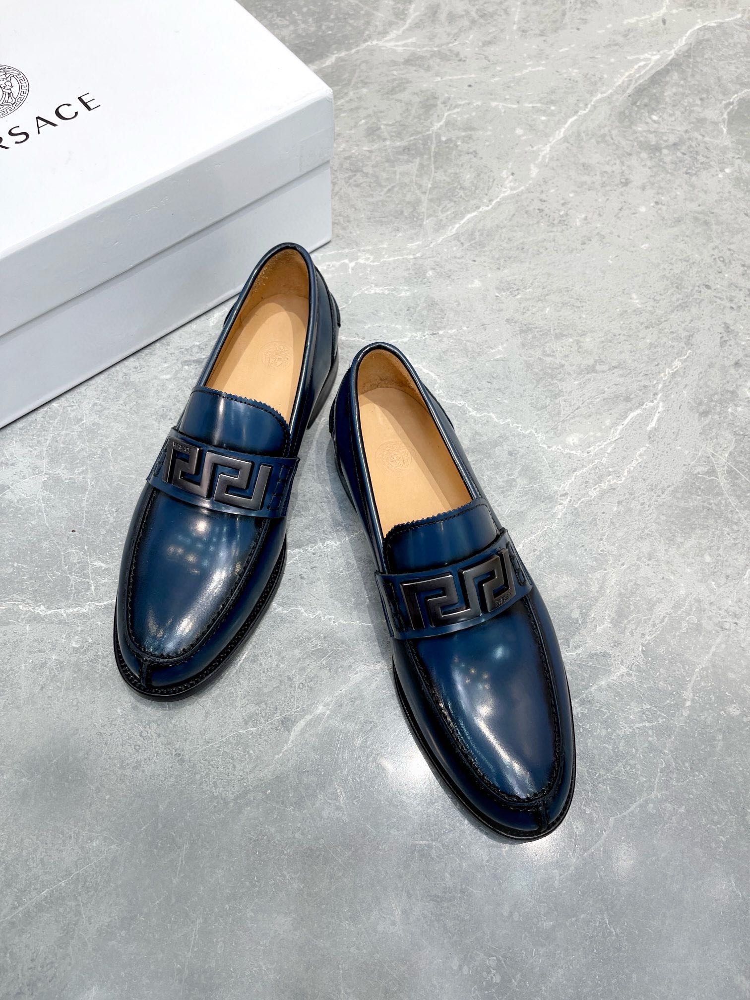 Versace Style Leather Men's Shoes style reference detail image 2 from source 781472