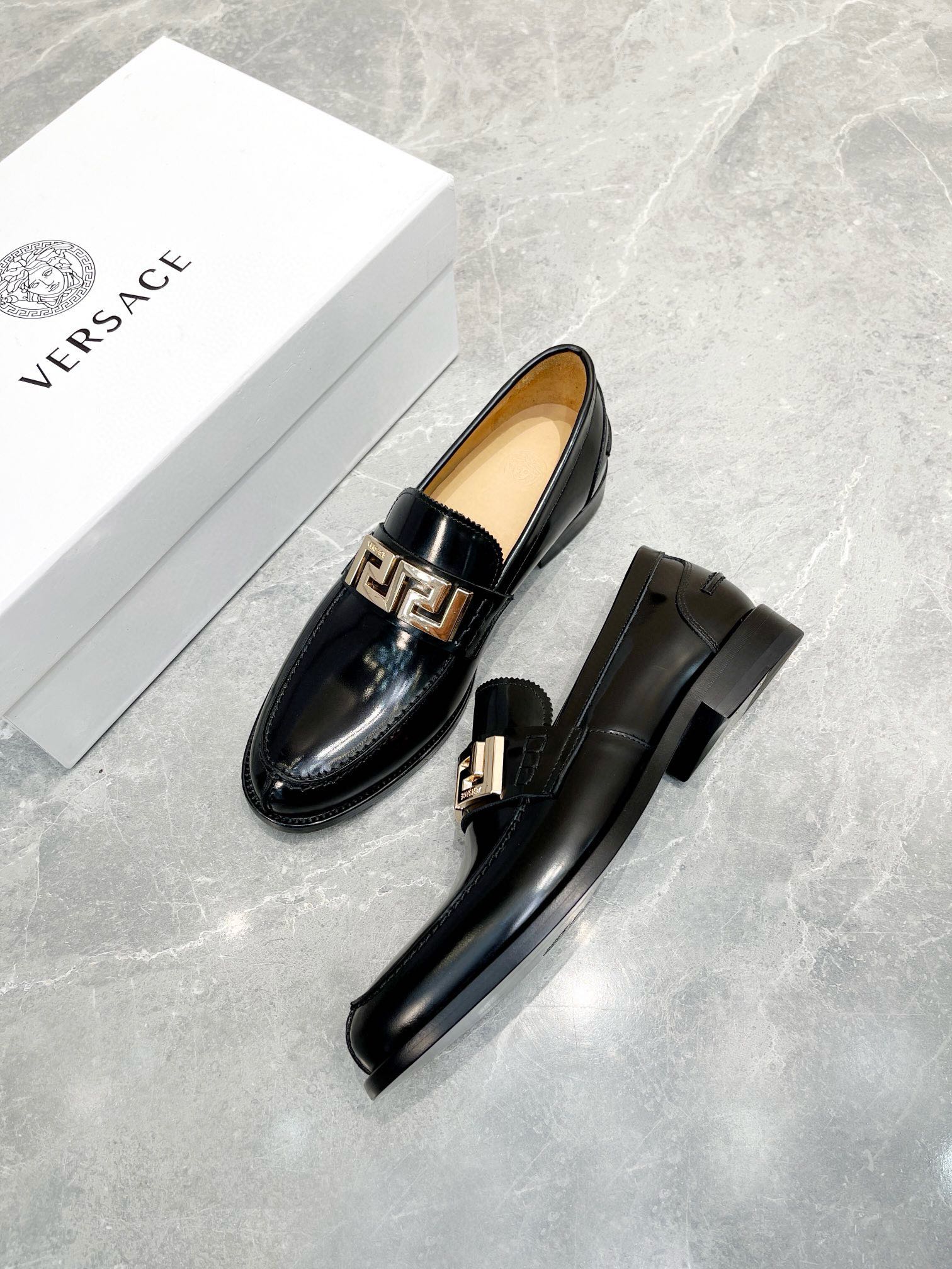 Versace Style Leather Men's Shoes style reference detail image 4 from source 781471