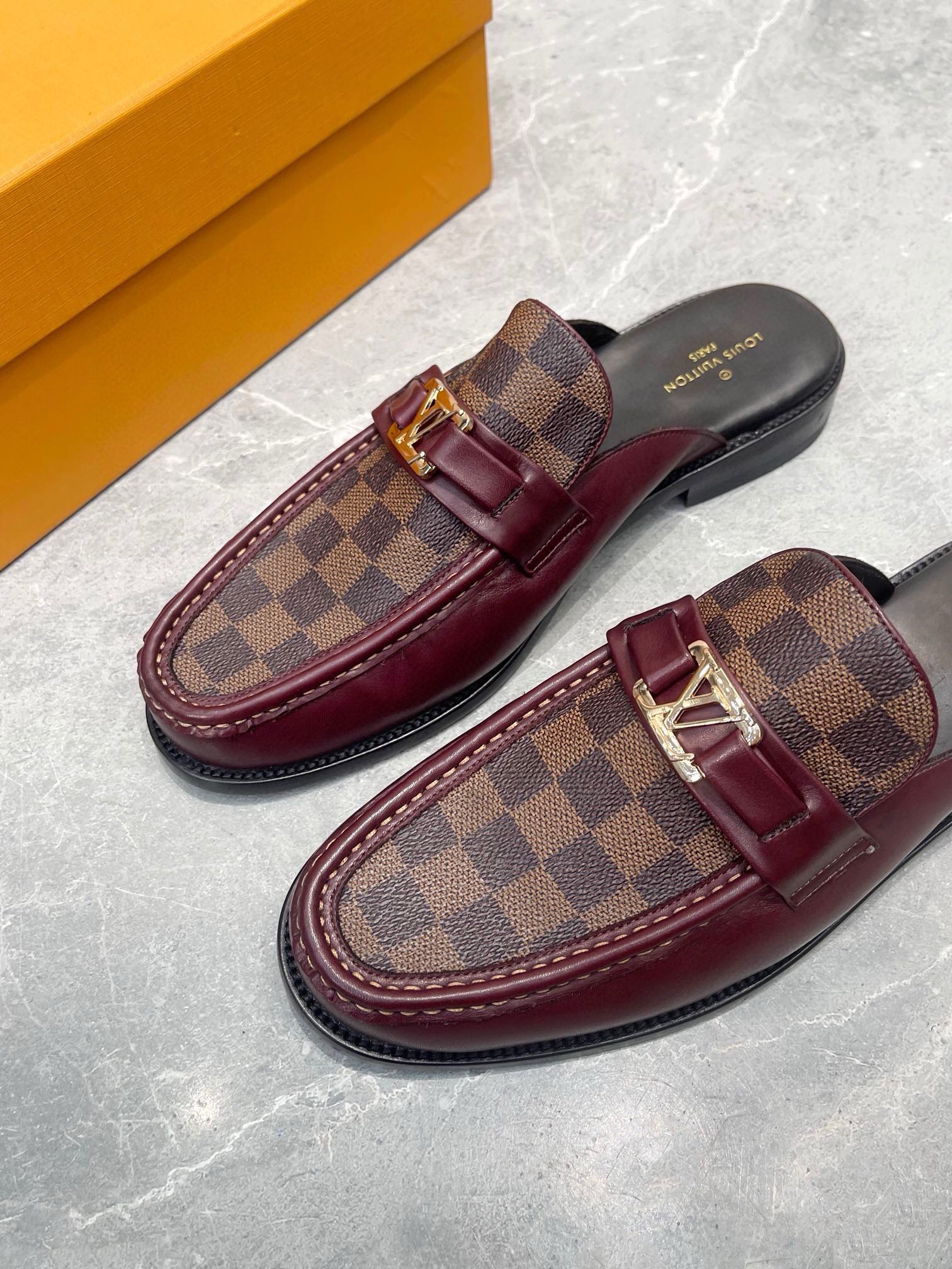Louis Vuitton Men's Leather Mules with Damier Pattern 7 i1723661654 3383 6