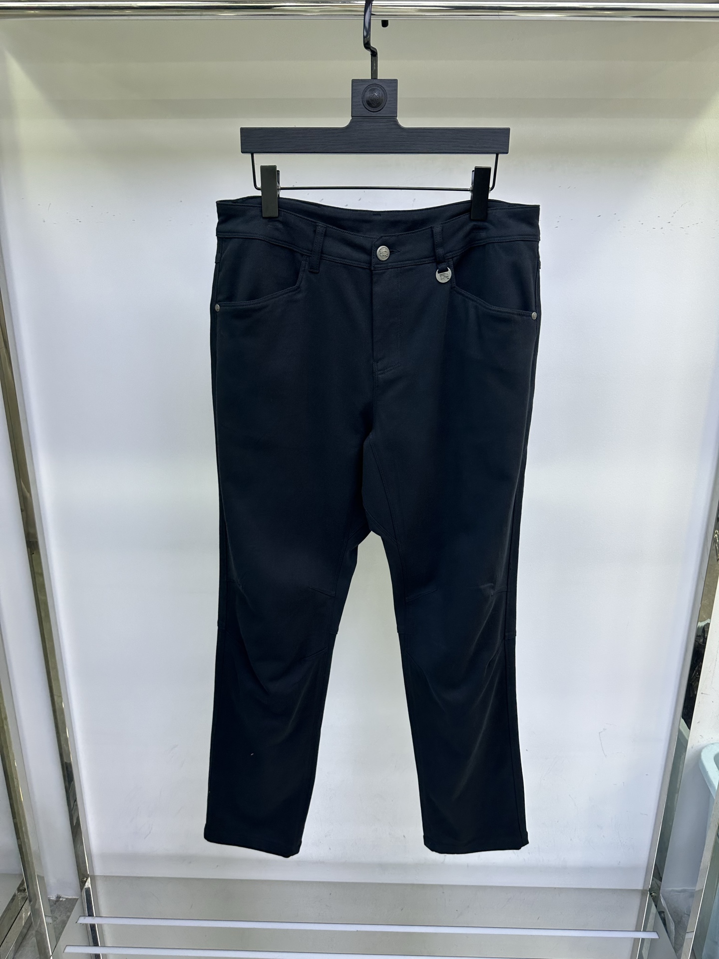 . 360759_300 360759_300 360759_300