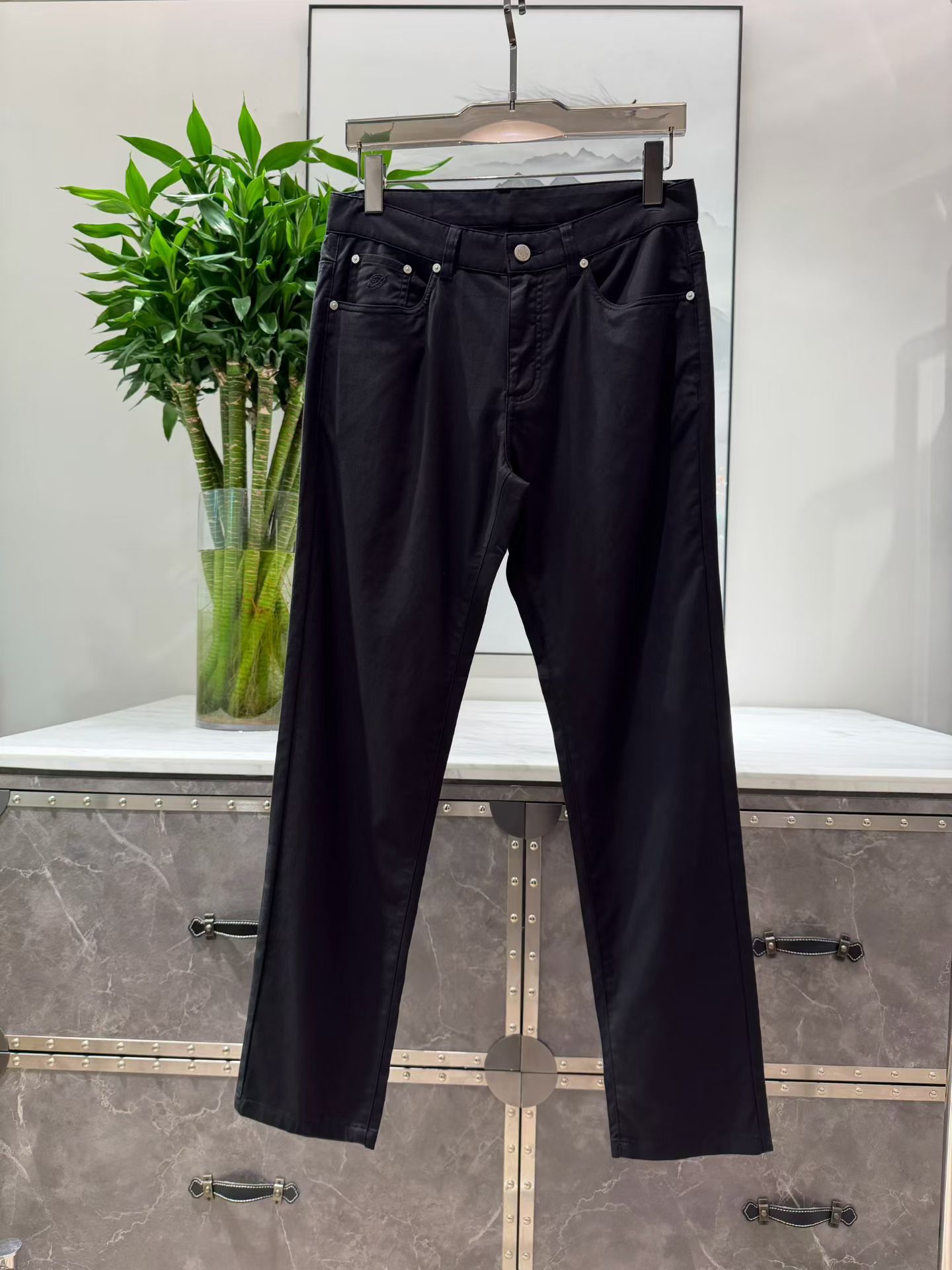 _deI9s_F_zxOIRcZz82l13kvMawpXZ7Hlv_GLseA