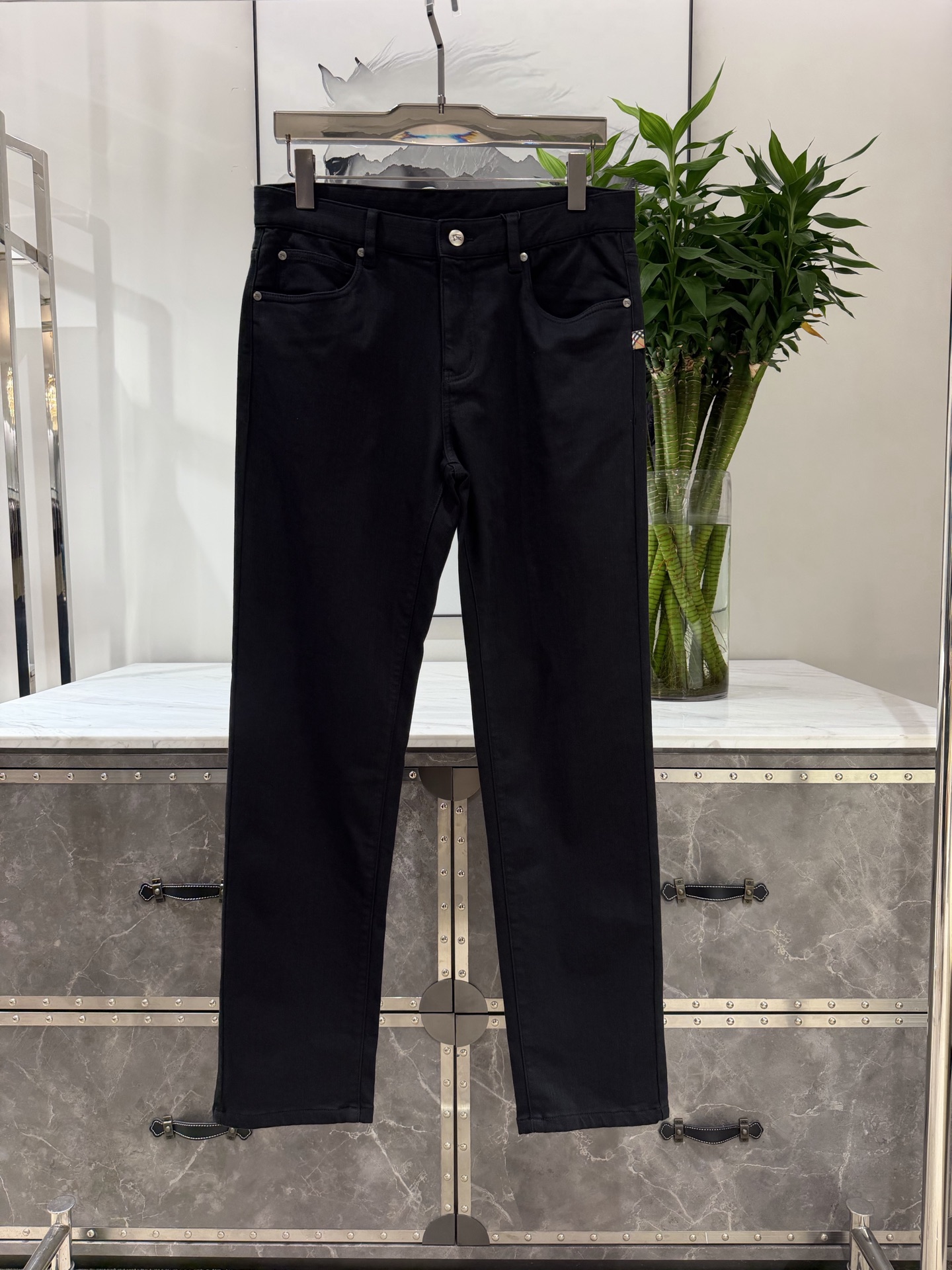 🎺🎺顶级Burberry 牛仔 26ss秋冬新款 专柜同步 Burberry经典低调通勤牛仔款，品牌辨识度细节精致 经典
