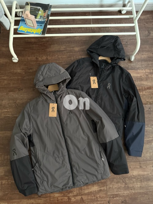 On Running Insulator Jacket: Lightweight, Breathable, and Weather-Resistant 42 On Running Insulator Jacket: Lightweight, Breathable, and Weather-Resistant