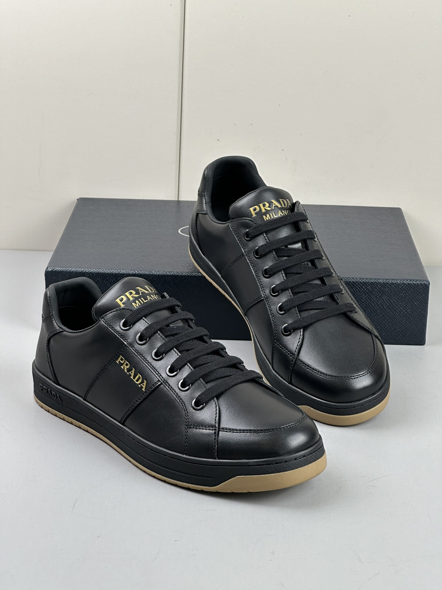 Prada Style Beige Leather Men's Shoes style reference detail image 5 from source 781915
