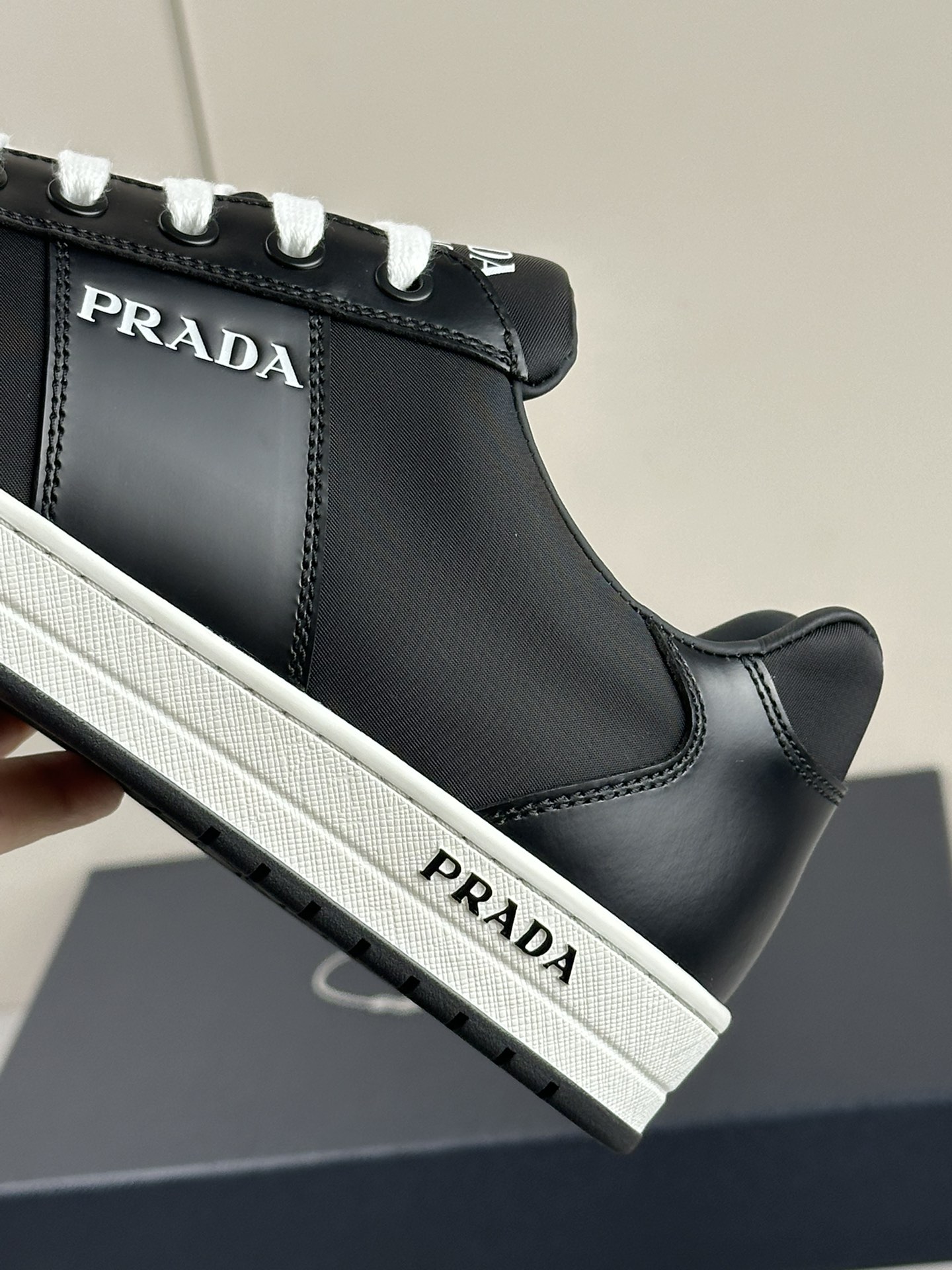 Prada Style Beige Leather Men's Shoes style reference detail image 8 from source 781916