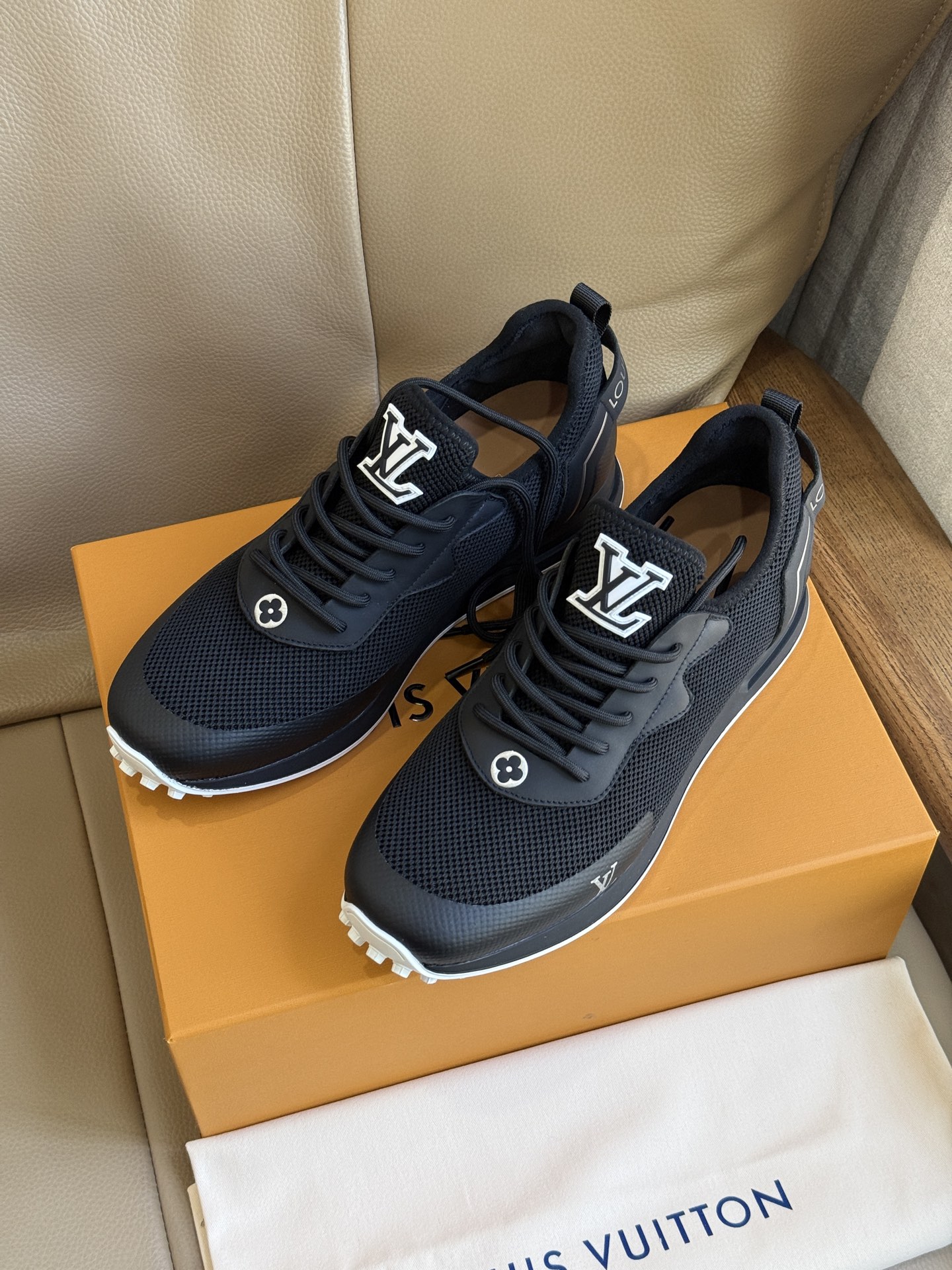 루이비통 신발 118166 Louis Vuitton Shoes