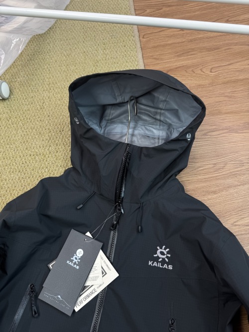 Kailas Bogda LT Series Windproof Waterproof Lightweight Outdoor Jacket 1 Kailas Bogda LT Series Windproof Waterproof Lightweight Outdoor Jacket