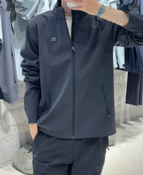 KOLON SPORT HIKE Techshell Jacket, Waterproof & Windproof, Stand Collar 7 KOLON SPORT HIKE Techshell Jacket, Waterproof & Windproof, Stand Collar